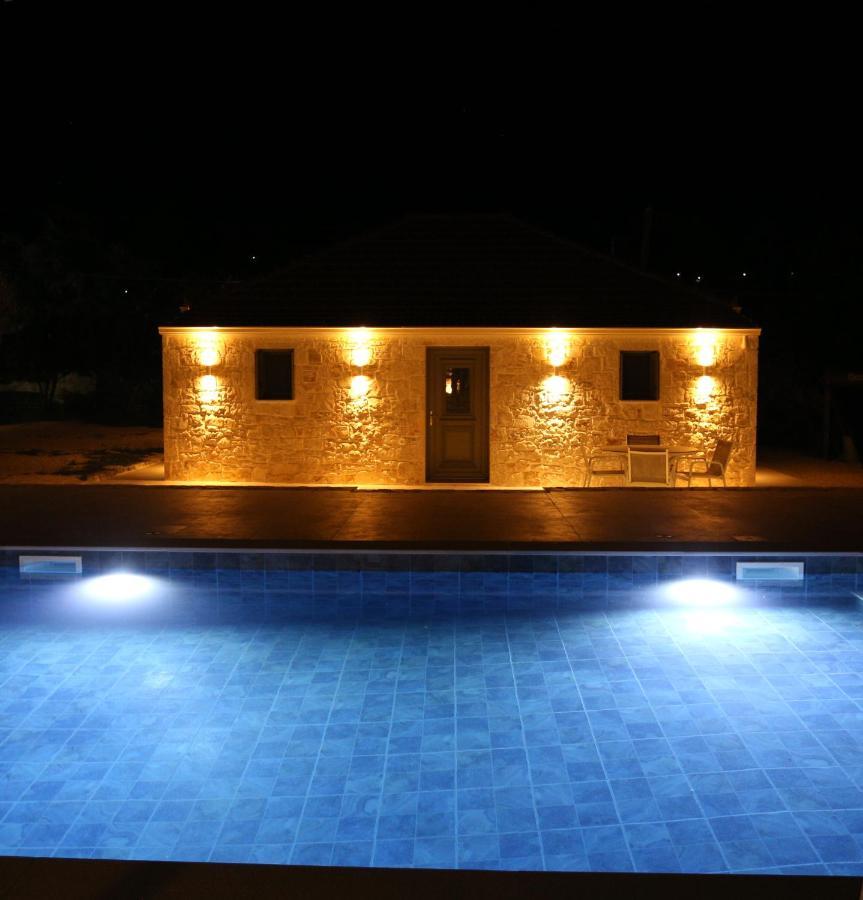 Unity Villa Andipáta Exteriér fotografie